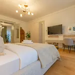 Muresenilor 9 Boutique - Old Town Braşov