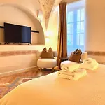 Muresenilor 9 Boutique - Old Town Aparthotel
