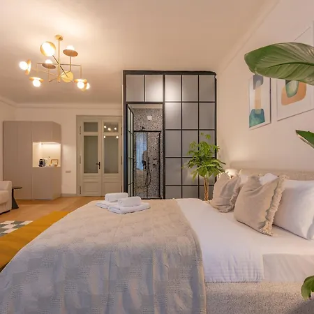 Muresenilor 9 Boutique - Old Town Braşov