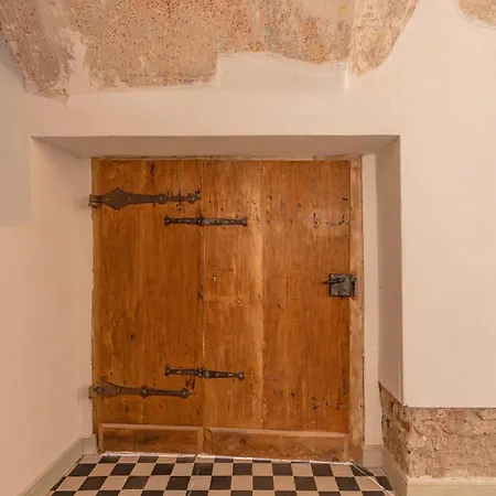 Hotel apartamentowy Muresenilor 9 Boutique - Old Town