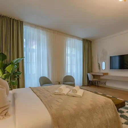 Muresenilor 9 Boutique - Old Town Hotel apartamentowy 3*