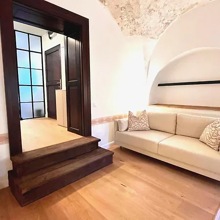 Hotel apartamentowy Muresenilor 9 Boutique - Old Town Braszów