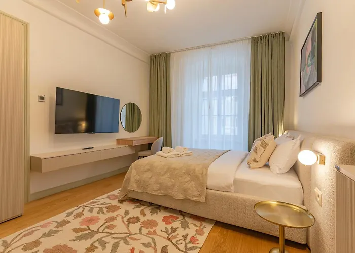 Muresenilor 9 Boutique - Old Town Brasov