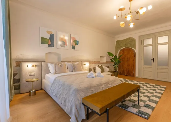 Muresenilor 9 Boutique - Old Town