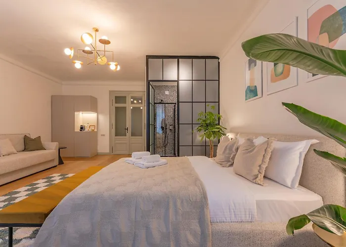 Muresenilor 9 Boutique - Old Town Brașov