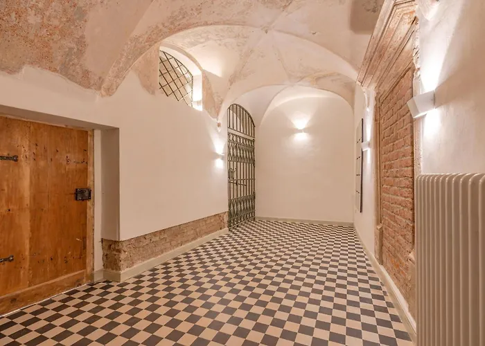 Muresenilor 9 Boutique - Old Town Aparthotel 3*