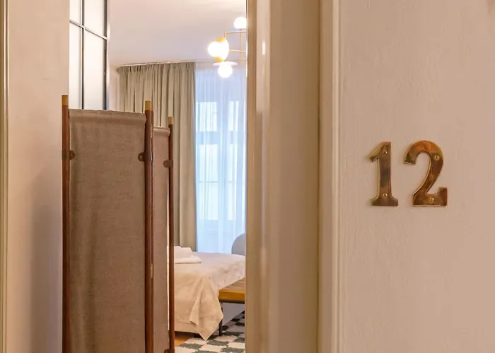 Muresenilor 9 Boutique - Old Town Brasov